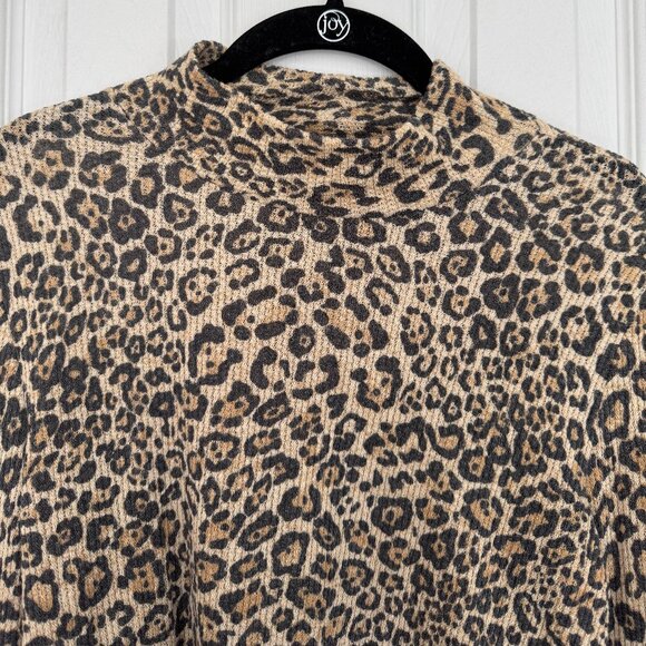 NWOT UO Out From Under Women's Leopard Print Gracen Turtleneck Top Size Large - Picture 5 of 16